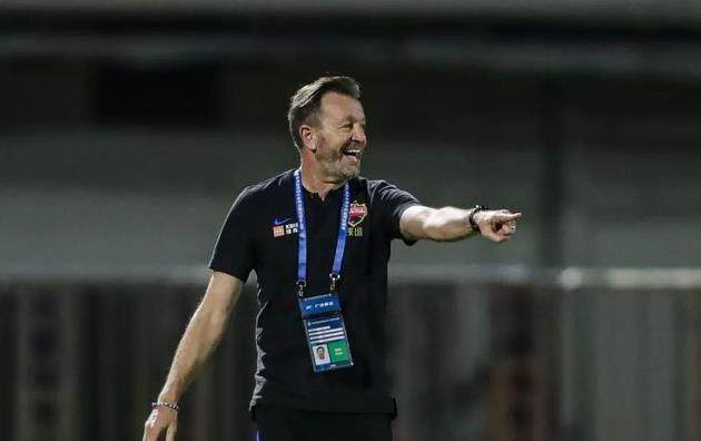 真人百家乐游戏登录入口-深足争前四目标不变 卡洛斯：继续踢出自己的风格