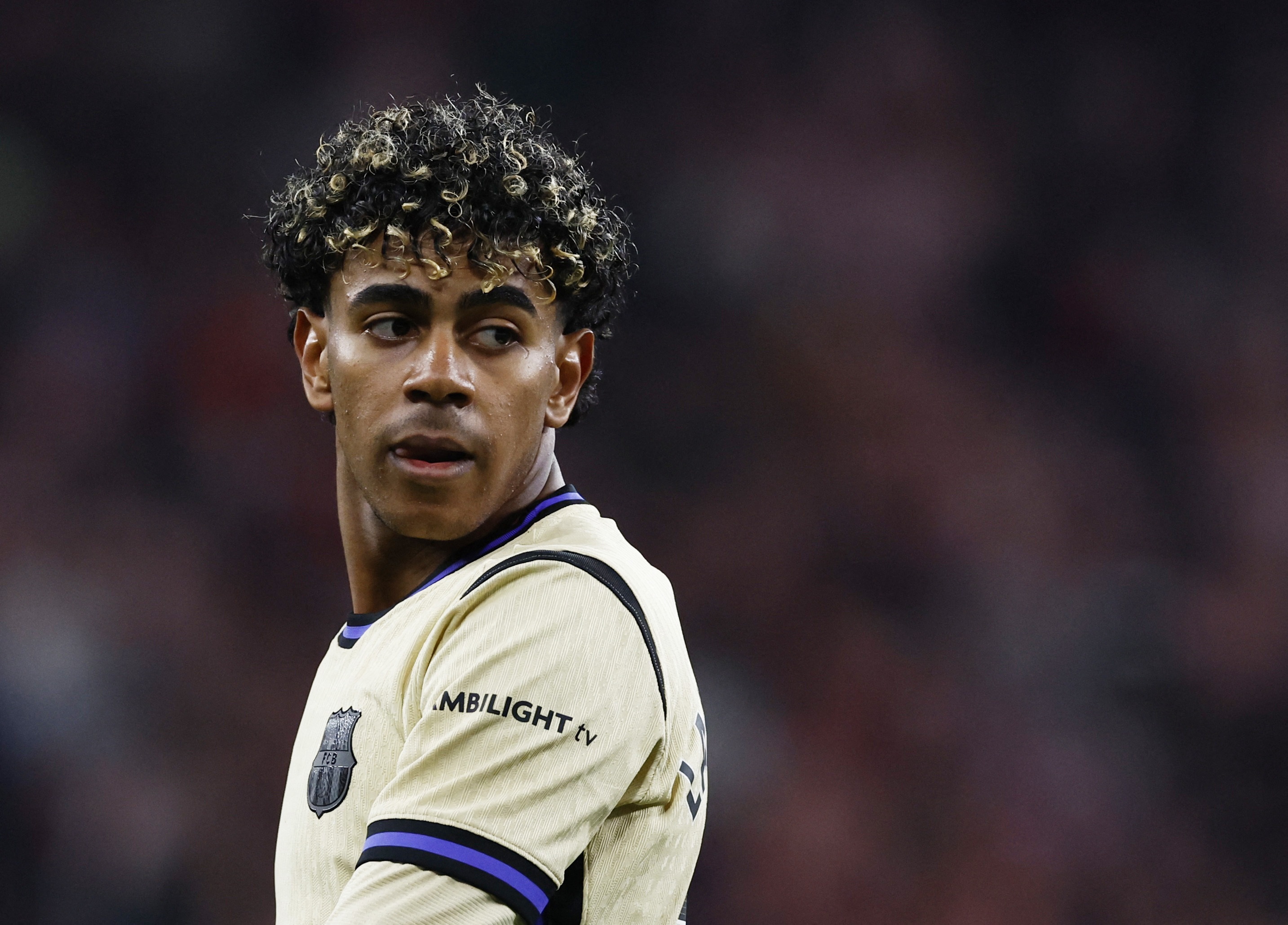 尽力局！亚马尔过人、关键传球、造犯规等多项数据领跑全场